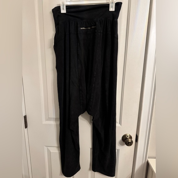 Free People Movement Hot Shot Harem Pants NWT Washed Black Size S - Picture 6 of 11